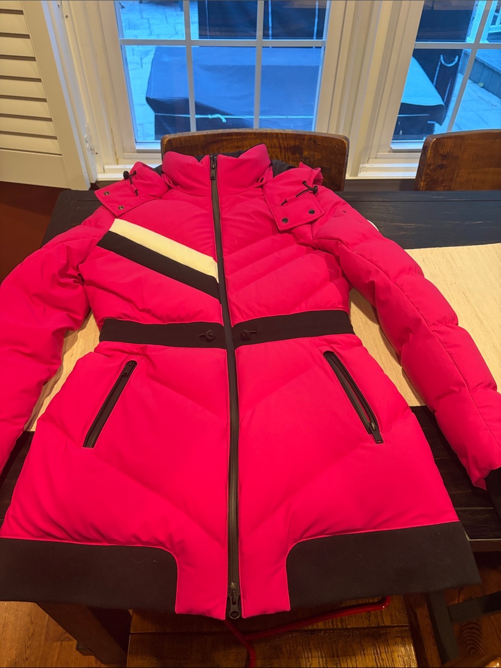Women’s Moose Knuckles Apres Ski Cambria in Pink